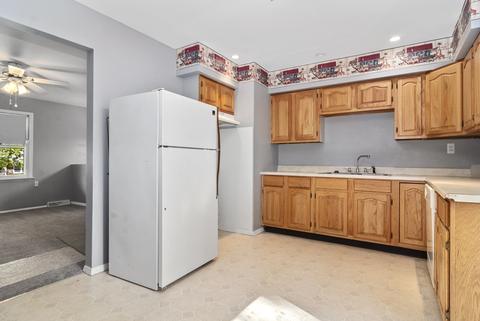 418 E Lee St, Plano, IL 60545 photo 10