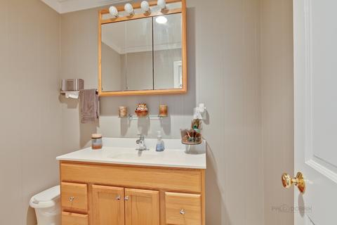 616 Regner Rd, Mchenry, IL 60051 photo 15