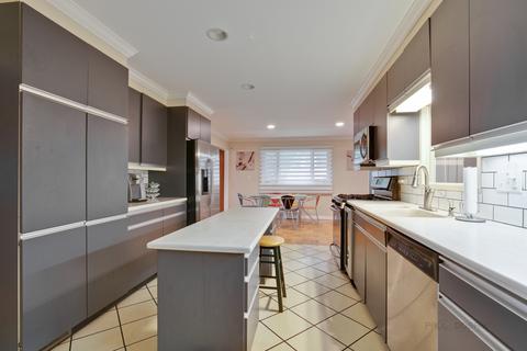 616 Regner Rd, Mchenry, IL 60051 photo 8