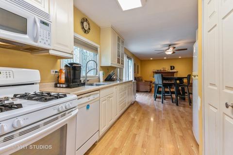 1415 Charles Ave, Algonquin, IL 60102 photo 4