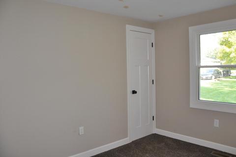 601 N Kent Rd, Mchenry, IL 60051 photo 17