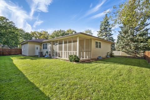 19 Devonshire Cir, Elgin, IL 60123 photo 21