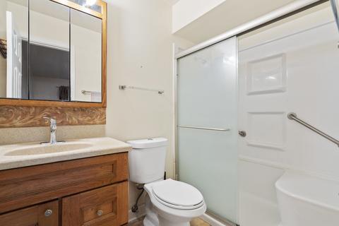 19 Devonshire Cir, Elgin, IL 60123 photo 13
