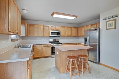 2709 Discovery Dr, Plainfield, IL 60586 photo 13