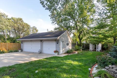 2245 Covert Rd, Glenview, IL 60025 photo 5