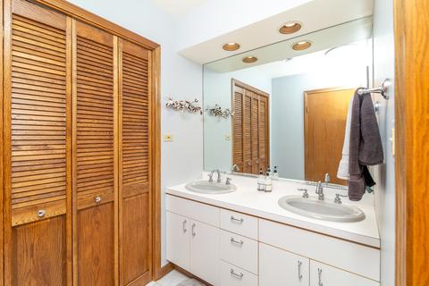 2245 Covert Rd, Glenview, IL 60025 photo 24