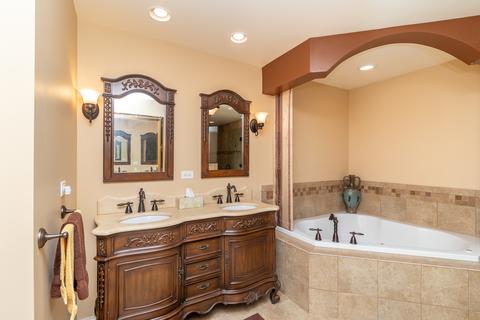 2245 Covert Rd, Glenview, IL 60025 photo 16