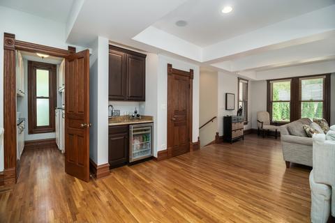 419 N Wheaton Ave, Wheaton, IL 60187 photo 17