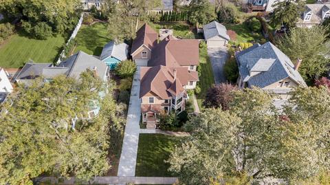 419 N Wheaton Ave, Wheaton, IL 60187 photo 3