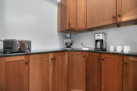 419 N Wheaton Ave, Wheaton, IL 60187 photo 14