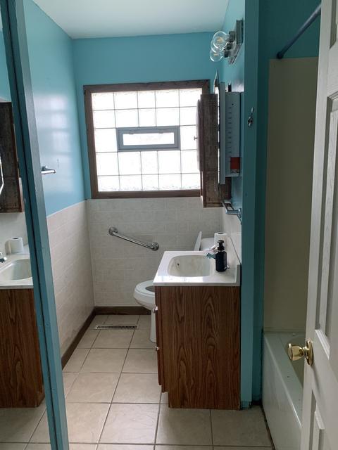 2412 Sunset Rd, Hazel Crest, IL 60429 photo 6