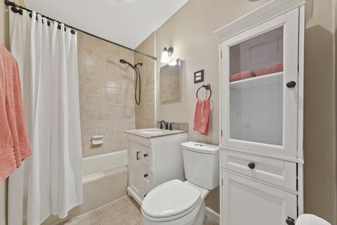 980 S Spring Rd, Elmhurst, IL 60126 photo 9