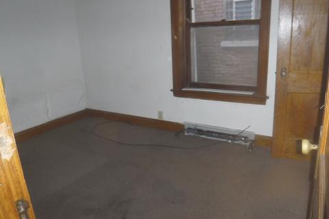 6931 S Artesian Ave, Chicago, IL 60629 photo 5