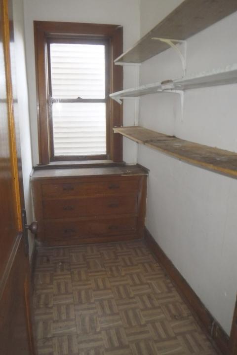 6931 S Artesian Ave, Chicago, IL 60629 photo 10