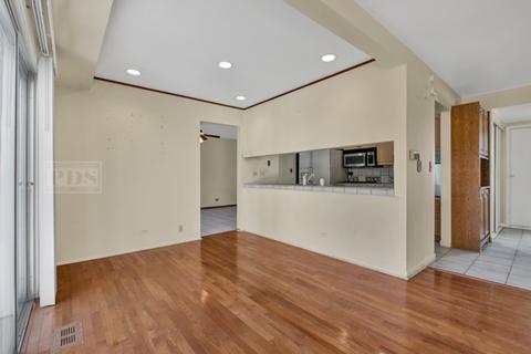 762 Buckingham Ct, Hoffman Estates, IL 60169 photo 9
