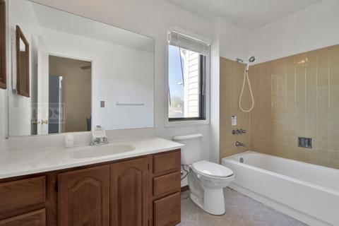762 Buckingham Ct, Hoffman Estates, IL 60169 photo 24