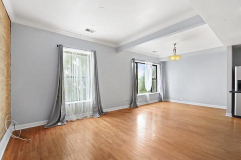 208 E 44th St #3, Chicago, IL 60653 photo 2