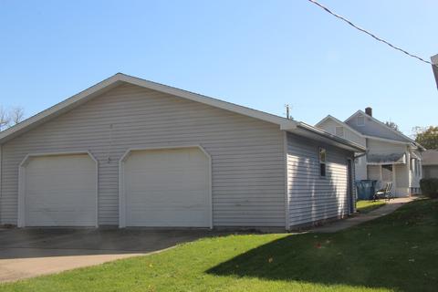 233 E Florence St, Oglesby, IL 61348 photo 14