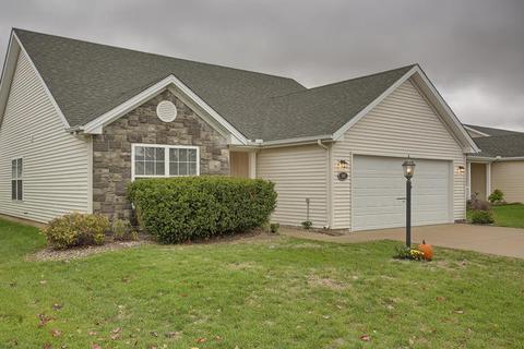 606 Corey Ln, Champaign, IL 61822 photo 2