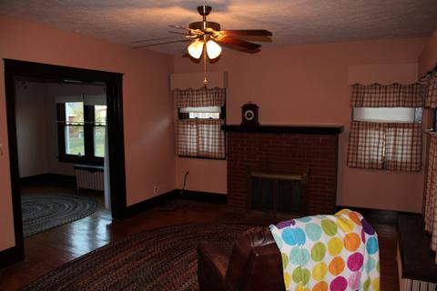 216 W Lee St, Plano, IL 60545 photo 8
