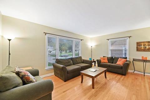 523 S Williston St, Wheaton, IL 60187 photo 5