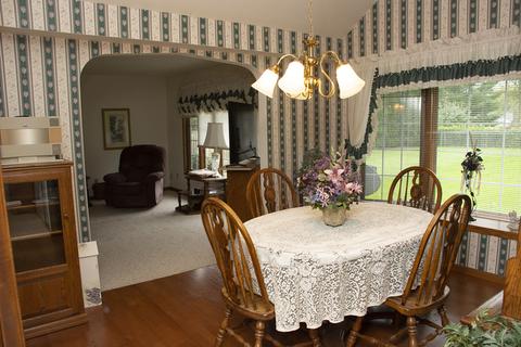 1019 Hilltop Dr, Morrison, IL 61270 photo 8