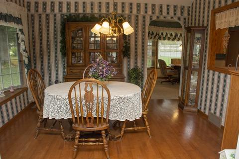 1019 Hilltop Dr, Morrison, IL 61270 photo 7