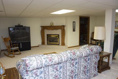 1019 Hilltop Dr, Morrison, IL 61270 photo 23
