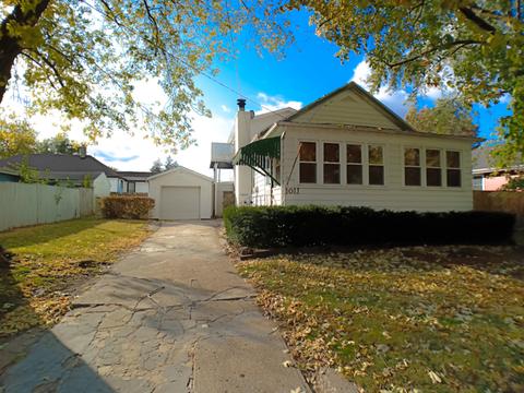 1011 Pine St, Ottawa, IL 61350 photo 1
