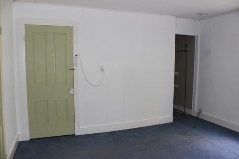 15 E 2nd St, El Paso, IL 61738 photo 16