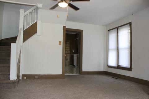 15 E 2nd St, El Paso, IL 61738 photo 6