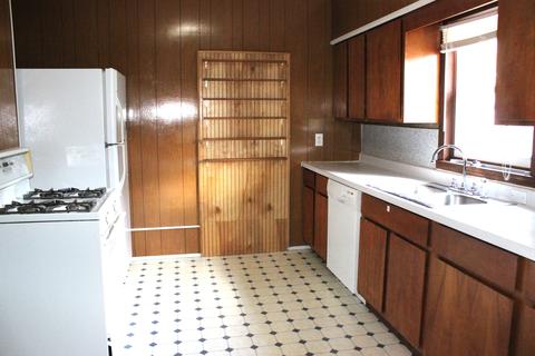 15 E 2nd St, El Paso, IL 61738 photo 7