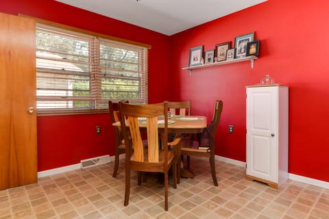 904 Jersey Ave, Normal, IL 61761 photo 5
