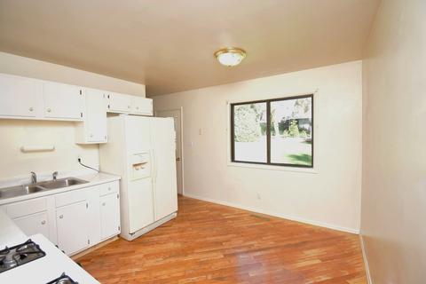 1106 Oakleaf Ave, Mchenry, IL 60051 photo 6