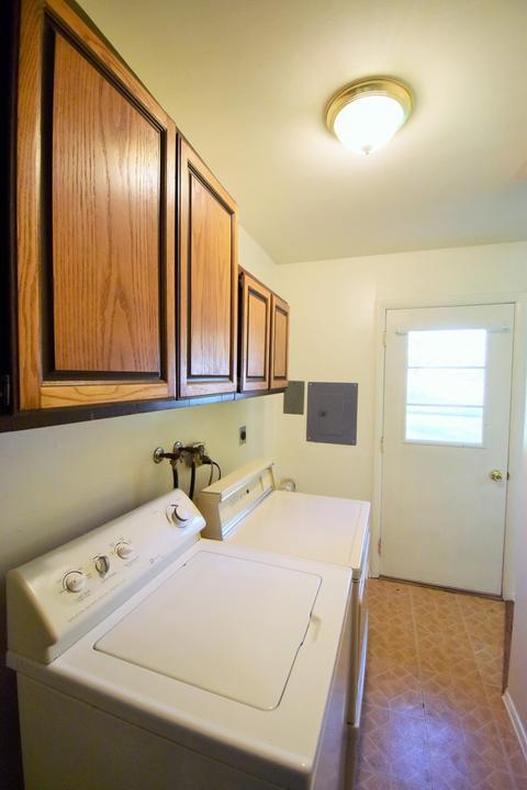 1106 Oakleaf Ave, Mchenry, IL 60051 photo 8
