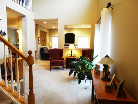 17534 Gilbert Dr, Lockport, IL 60441 photo 2