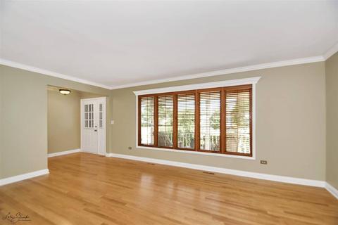 16744 W Apache Dr, Lockport, IL 60441 photo 2