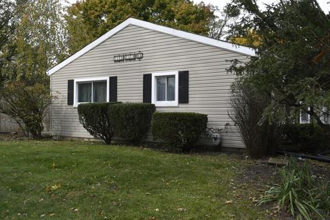 1400 Palm Dr, Wheeling, IL 60090 photo 4