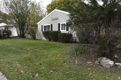 1400 Palm Dr, Wheeling, IL 60090 photo 5