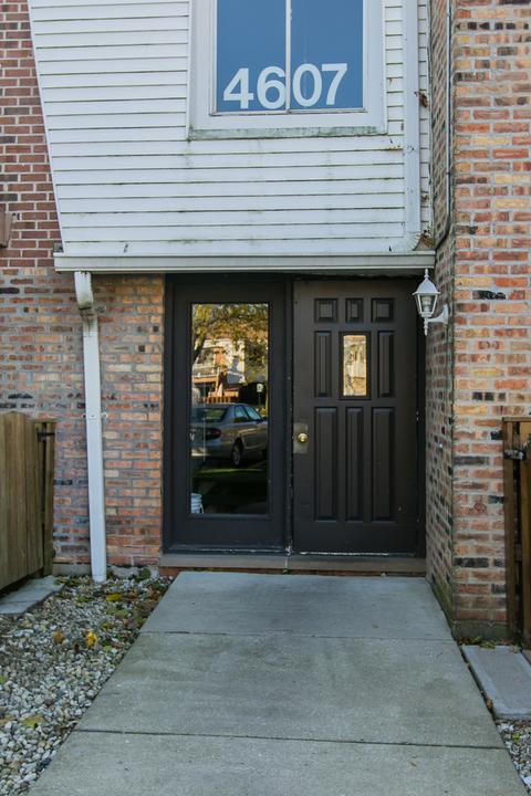 4607 Kings Walk Dr #2D, Rolling Meadows, IL 60008 photo 2