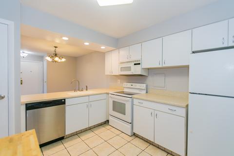 4607 Kings Walk Dr #2D, Rolling Meadows, IL 60008 photo 8
