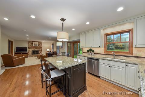 856 S River Rd, Naperville, IL 60540 photo 4