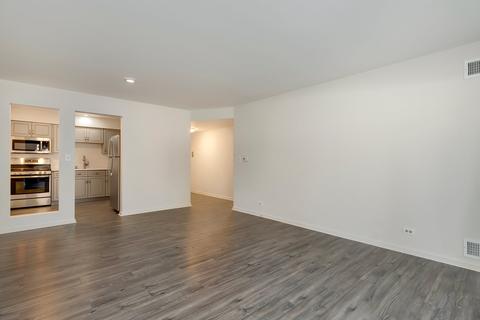 5400 Carriageway Dr #106, Rolling Meadows, IL 60008 photo 10