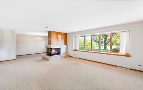 720 Glendale Rd, Roselle, IL 60172 photo 6