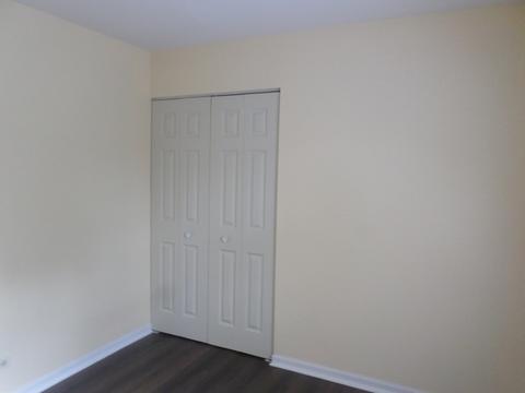 140 E Mcclellan Ct, Bartlett, IL 60103 photo 14