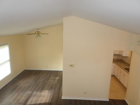 140 E Mcclellan Ct, Bartlett, IL 60103 photo 15