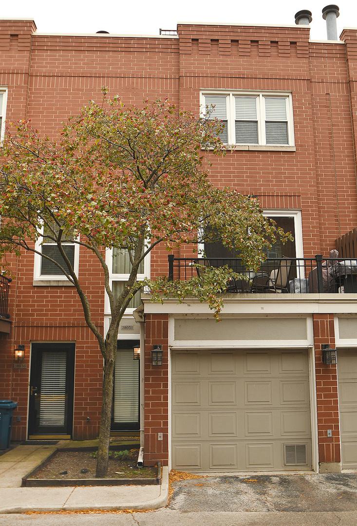  2803 N Wolcott Ave #I, Chicago, IL 60657 photo 2