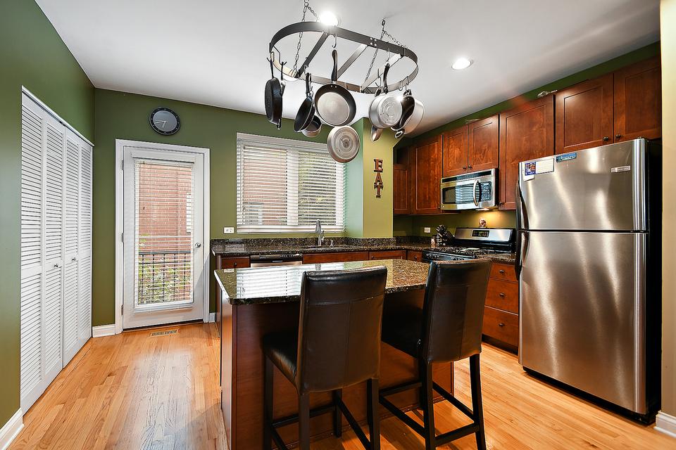  2803 N Wolcott Ave #I, Chicago, IL 60657 photo 17