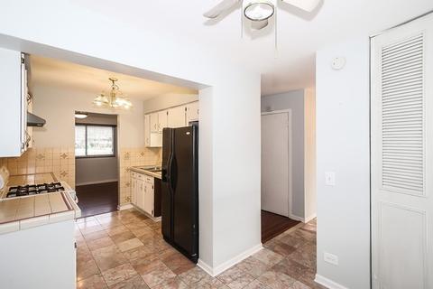 1534 Chippewa Trl, Wheeling, IL 60090 photo 10
