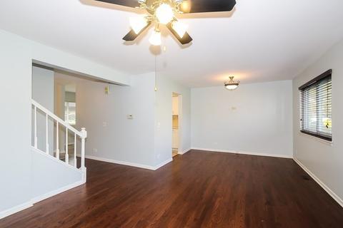 1534 Chippewa Trl, Wheeling, IL 60090 photo 4